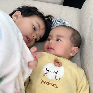 Meet your Posher, Amita